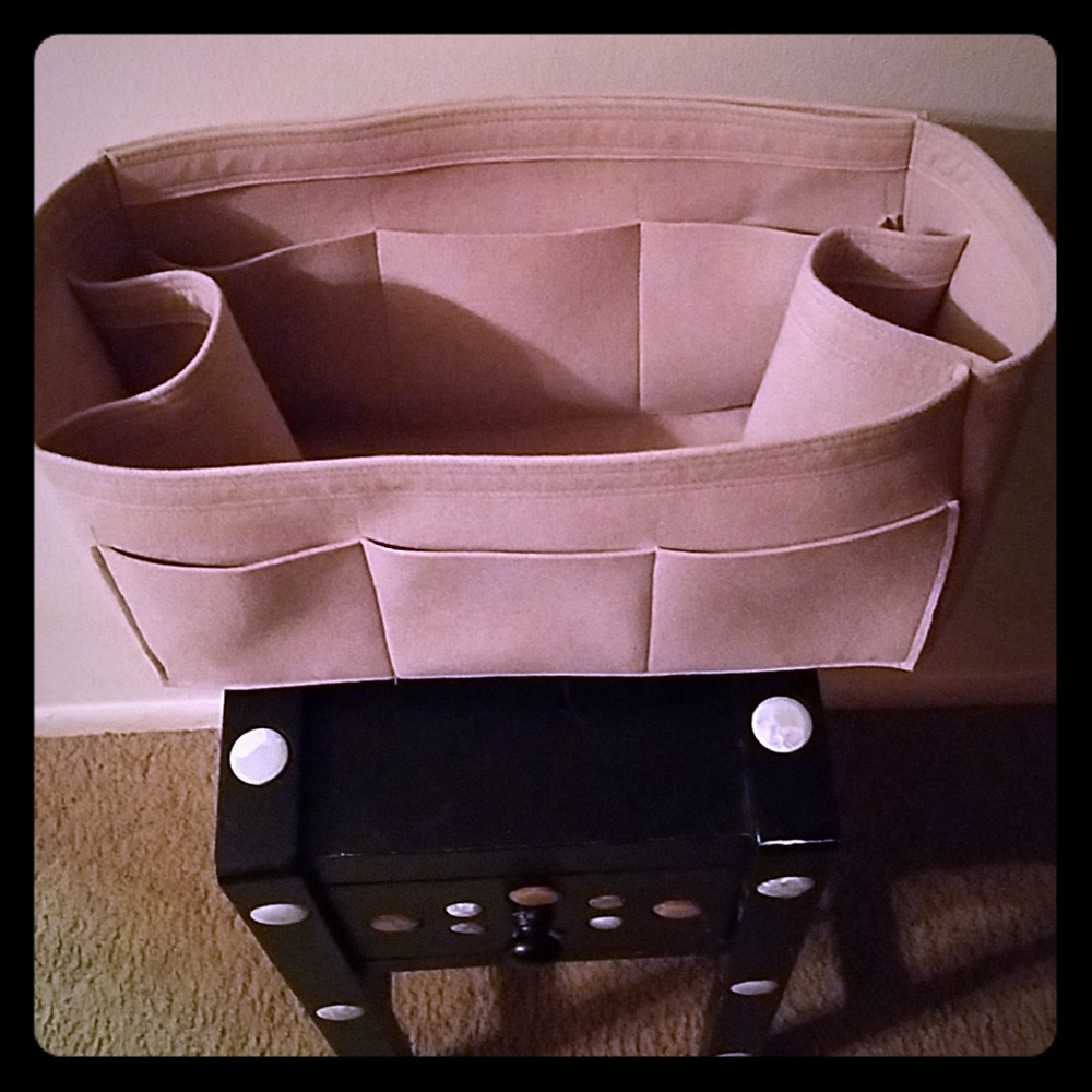 Purse organizer